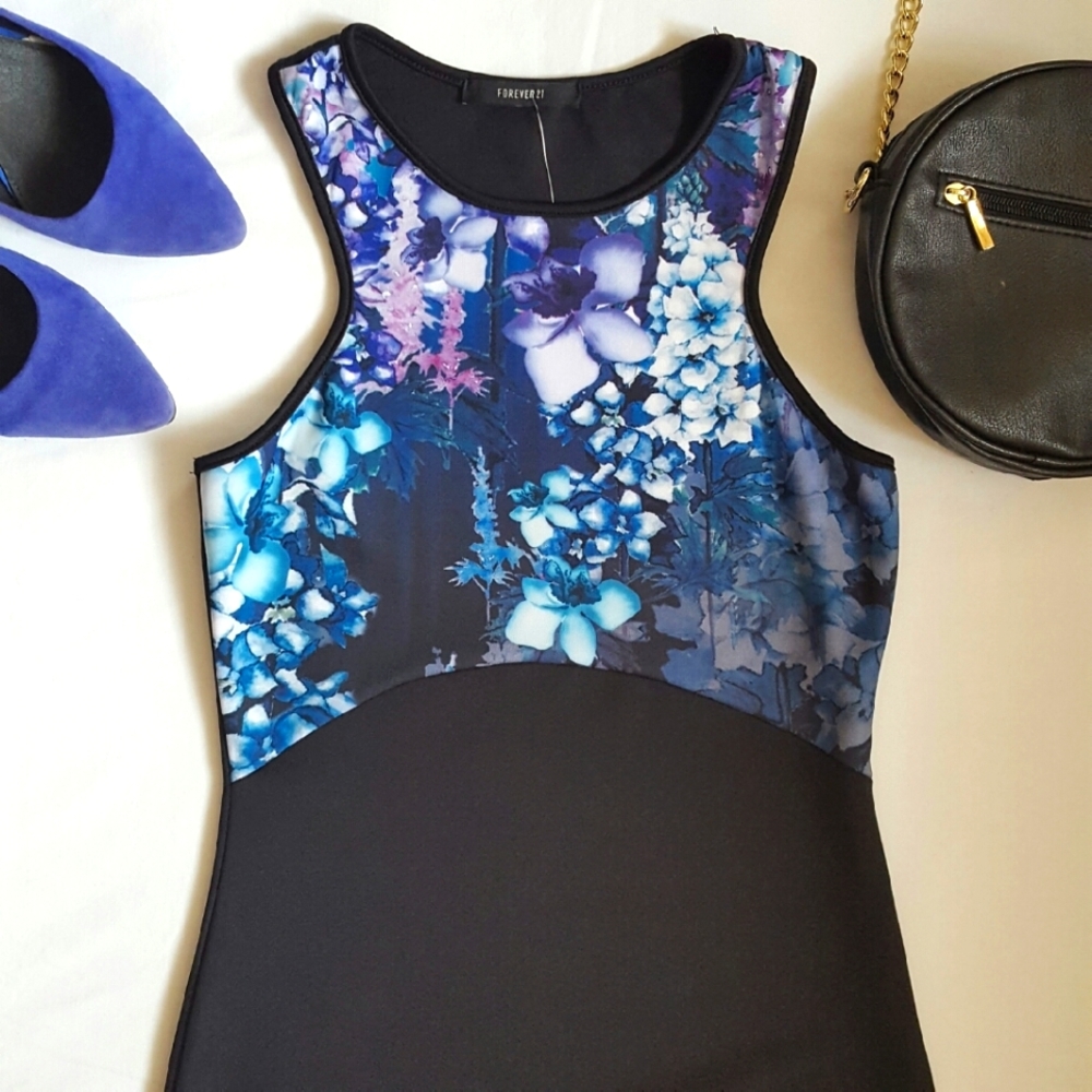 Forever 21 Blue Floral Dress